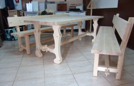 muebles artesanales mesa y bancos