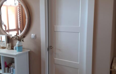 puerta lacada cuadros